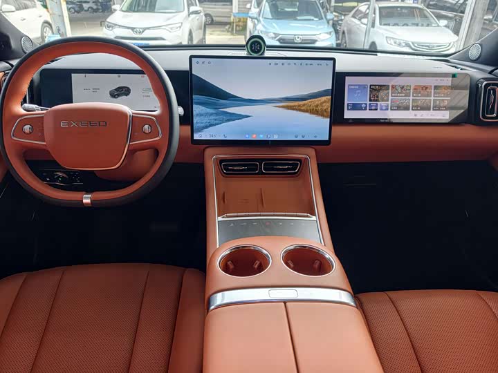 Фото 7 - Exeed ET5