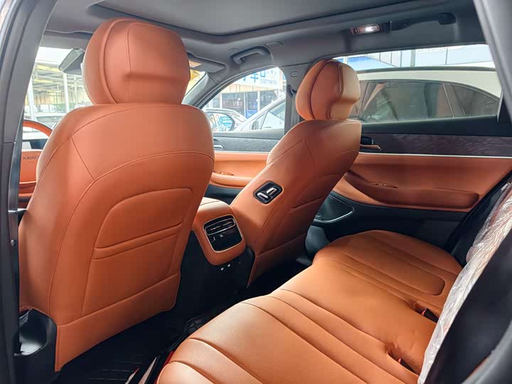 Фото 9 - Exeed ET5