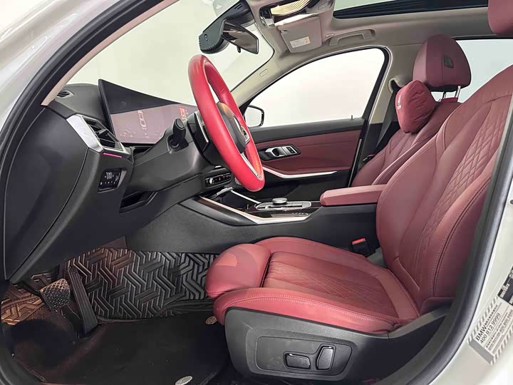 Фото 8 - BMW 3 Series