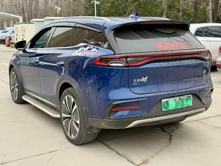 Фото 2 - BYD Tang Hybrid/EV