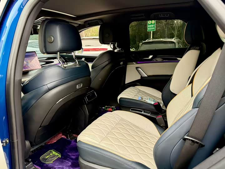 Фото 5 - BYD Tang Hybrid/EV