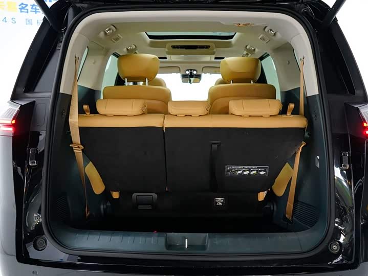 Фото 9 - GAC Trumpchi E8