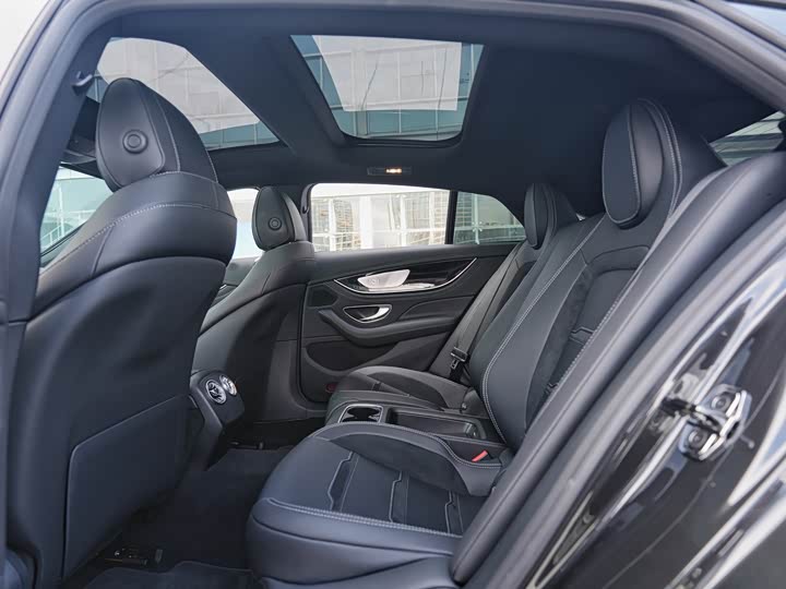 Фото 8 - Mercedes-Benz AMG GT