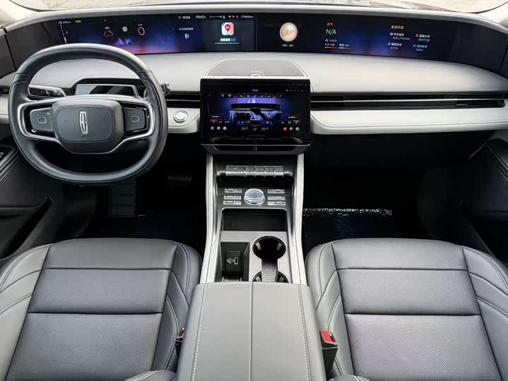 Фото 6 - Lincoln Nautilus