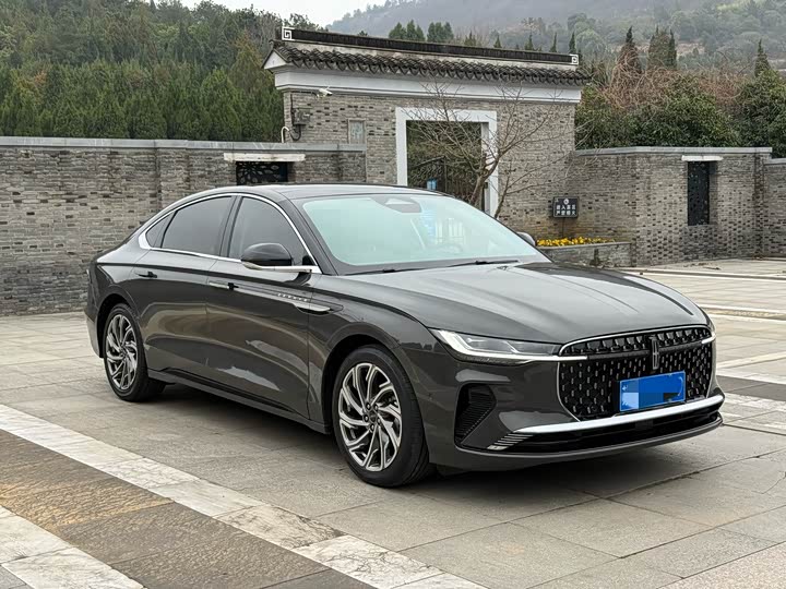 Photo 3 - Lincoln Z (Zephyr)