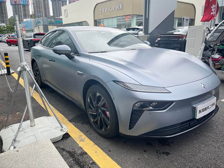 Фото 3 - Dongfeng Yipai eπ 007