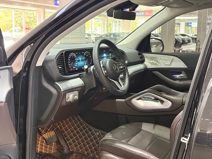 Фото 4 - Mercedes-Benz GLE-Class