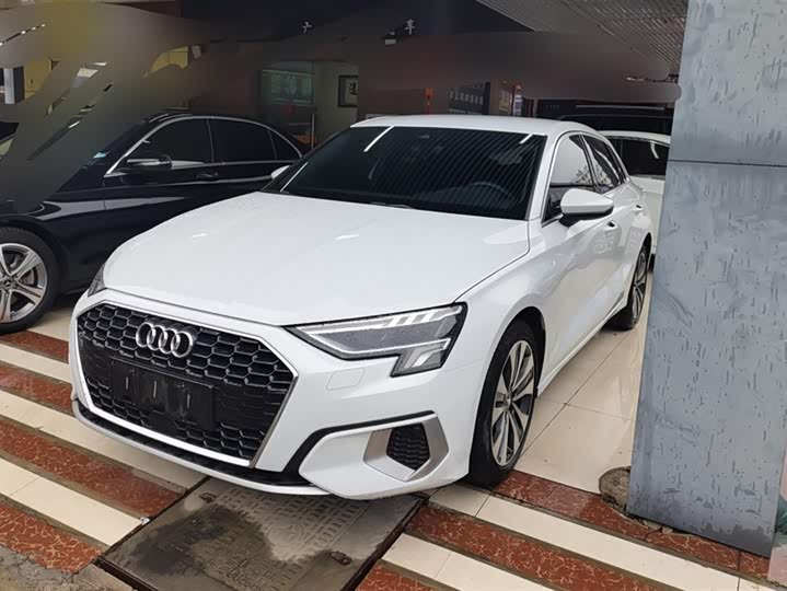 Фото 1 - Audi A3