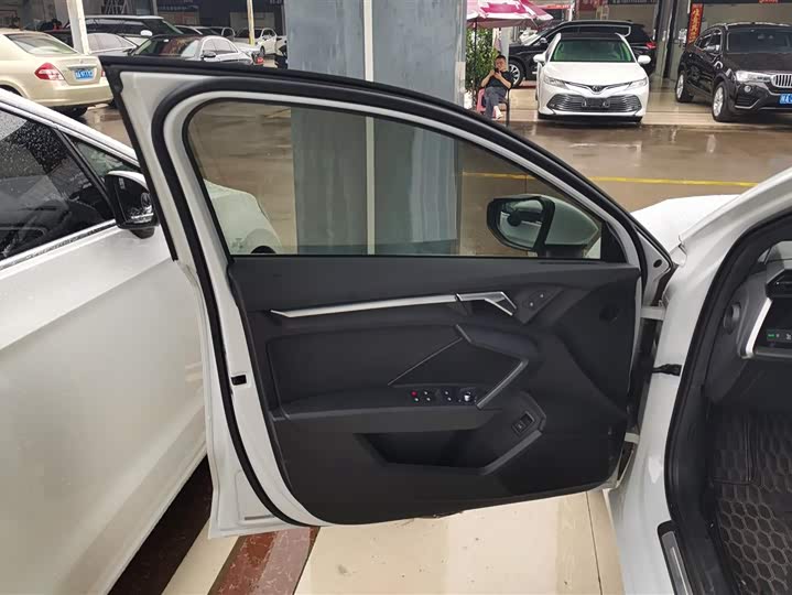 Фото 7 - Audi A3