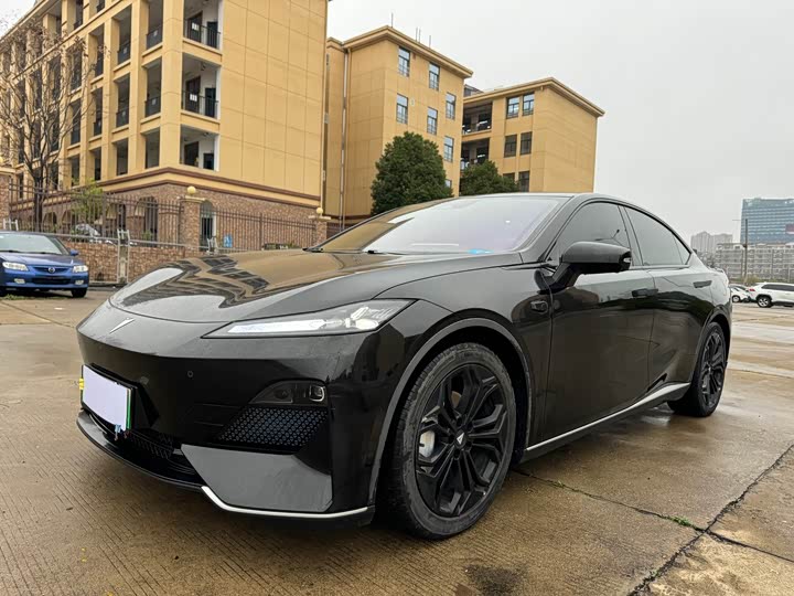 Фото 1 - Changan Deepal SL03