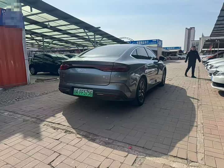 Фото 8 - BYD Qin L