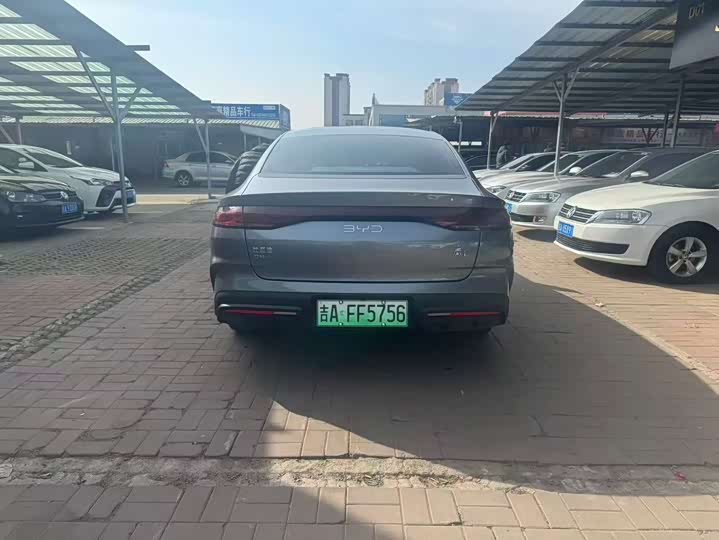 Фото 9 - BYD Qin L