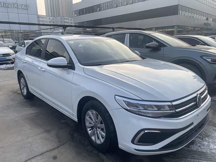 Фото 2 - Volkswagen Bora