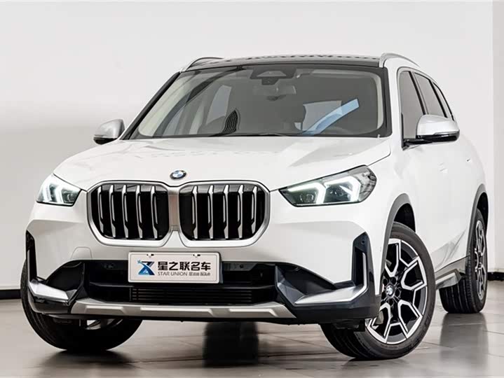 Фото 3 - BMW X1