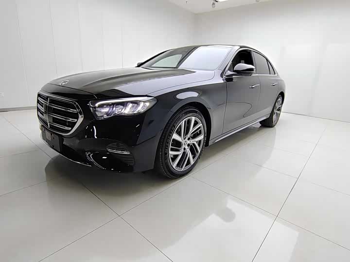 Photo 1 - Mercedes-Benz E-Class