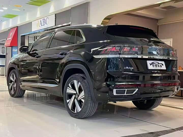 Photo 7 - Volkswagen Teramont X