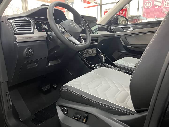 Фото 4 - Volkswagen Tayron