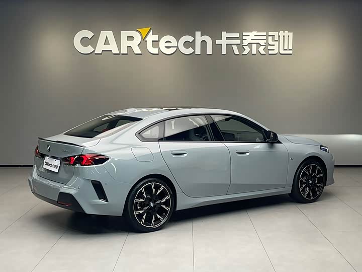 Фото 4 - BMW 2 Series