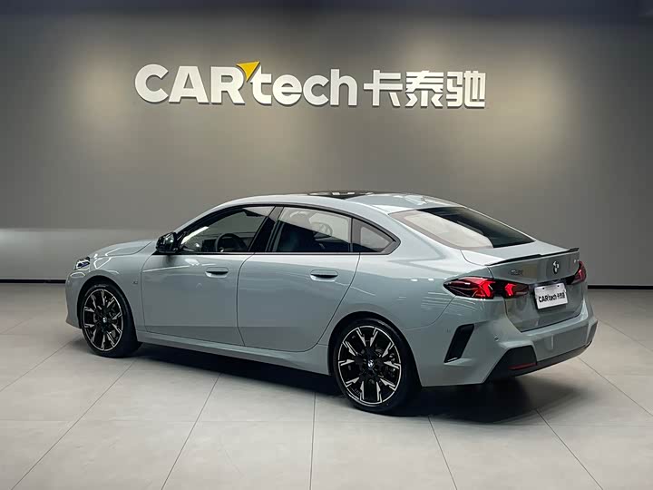 Фото 6 - BMW 2 Series