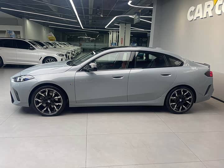 Фото 8 - BMW 2 Series