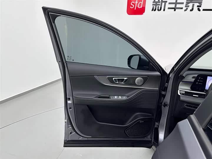 Фото 8 - Chery Tiggo 8 Pro