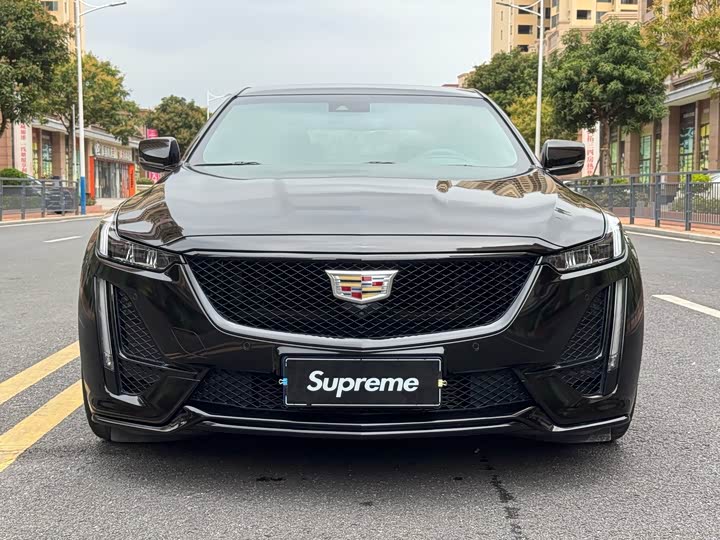 Фото 2 - Cadillac CT5