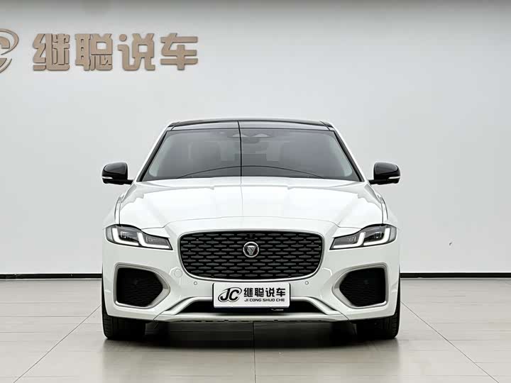 Фото 2 - Jaguar XF L