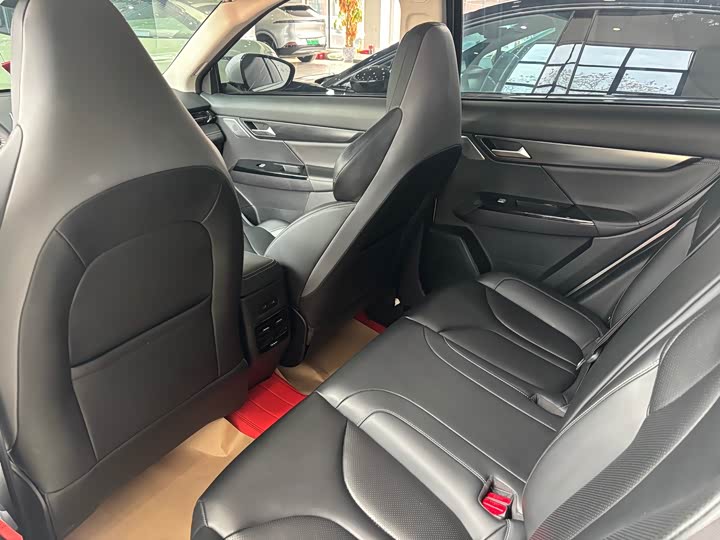 Фото 8 - XPeng G3