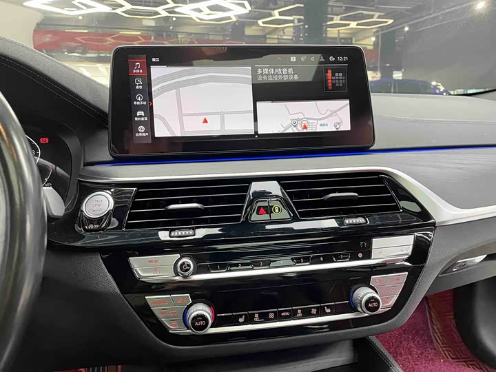 Фото 7 - BMW 5 Series