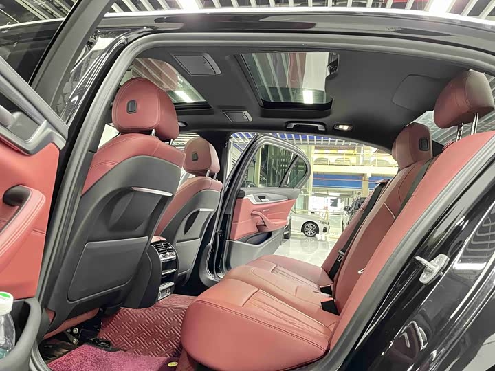 Фото 8 - BMW 5 Series