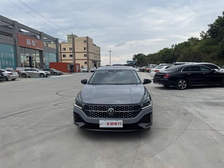 Photo 2 - Volkswagen Lavida