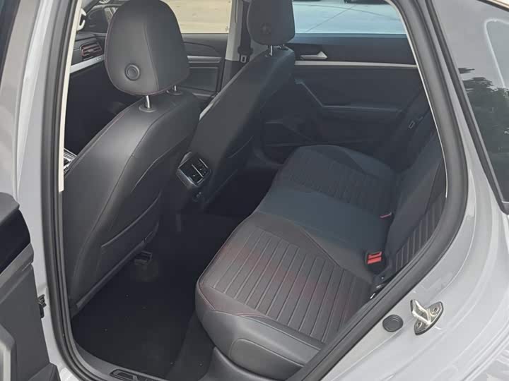 Photo 7 - Volkswagen Lavida