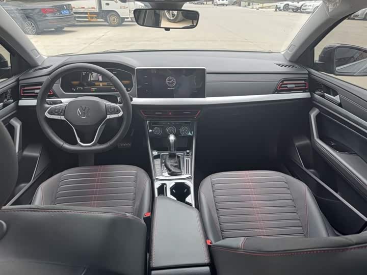 Photo 8 - Volkswagen Lavida