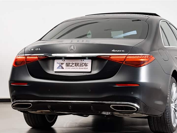 Фото 8 - Mercedes-Benz S-Class