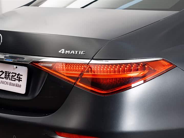 Фото 9 - Mercedes-Benz S-Class