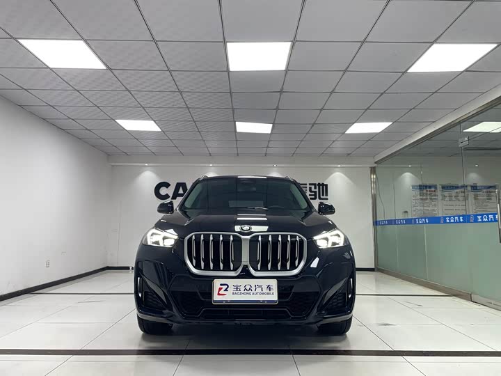 Фото 2 - BMW X1