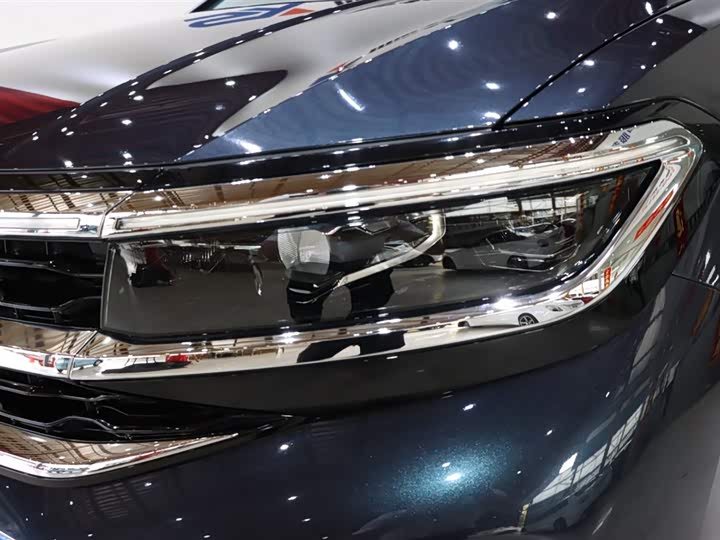 Фото 7 - Volkswagen Talagon