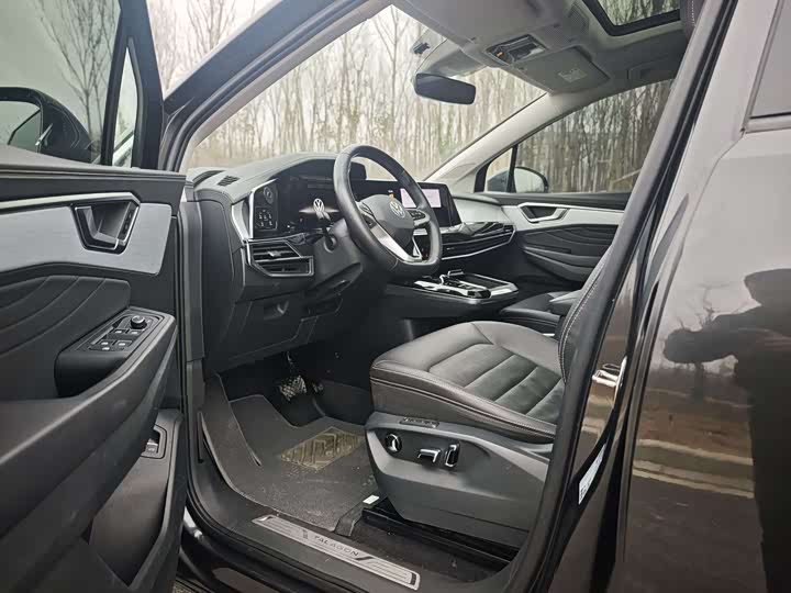 Photo 5 - Volkswagen Talagon