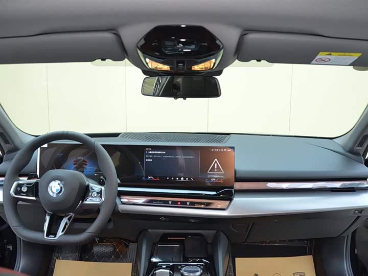 Фото 9 - BMW 5 Series