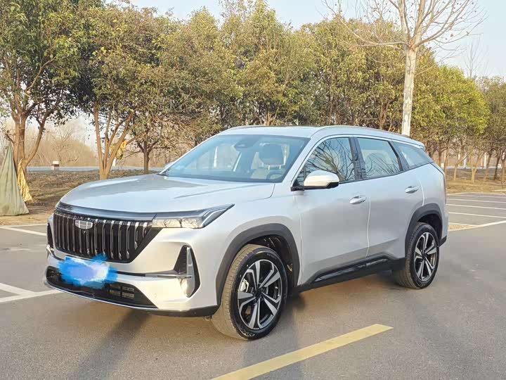 Фото 1 - Geely Atlas L