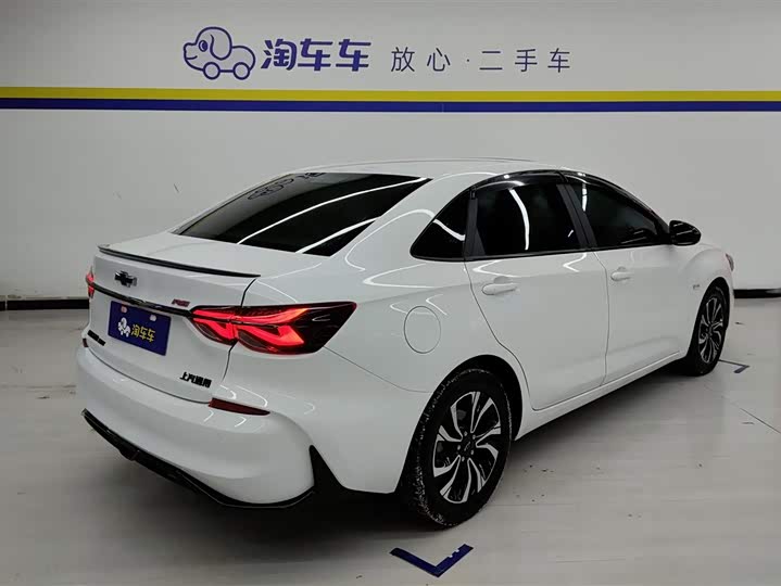 Фото 3 - Chevrolet Monza