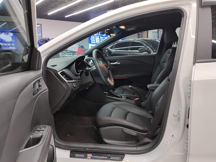 Фото 9 - Chevrolet Monza