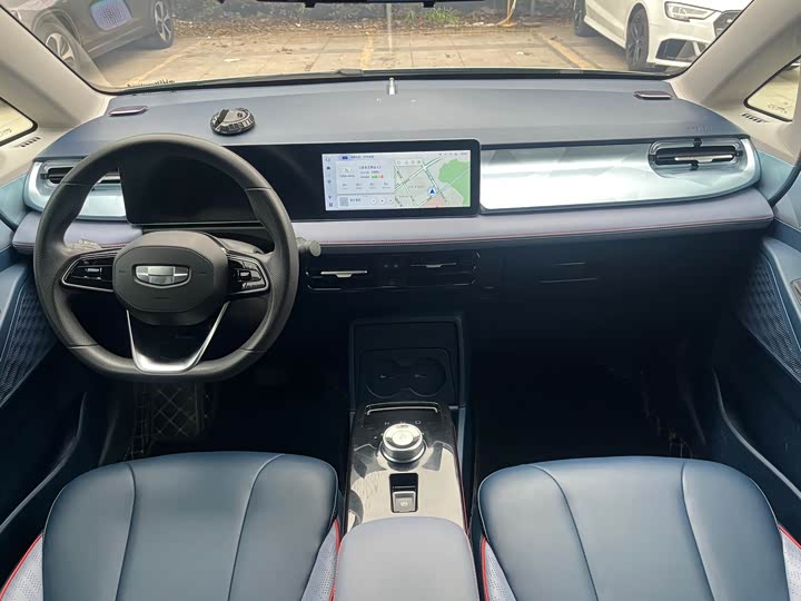 Фото 5 - Geely Geometry E Firefly