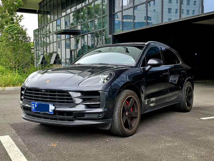 Фото 1 - Porsche Macan