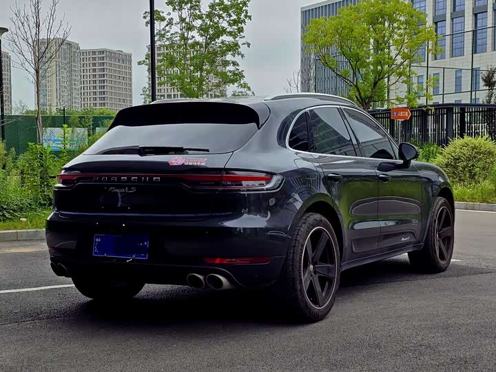 Фото 3 - Porsche Macan