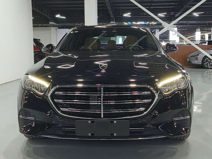 Фото 2 - Mercedes-Benz E-Class Hybrid