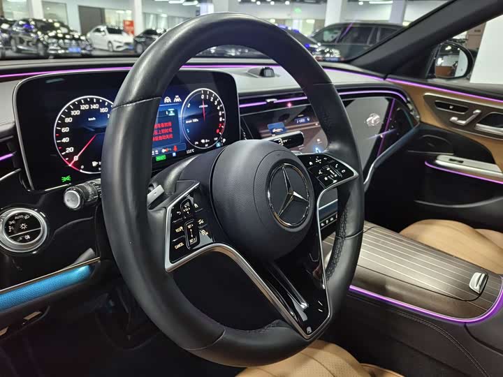 Фото 6 - Mercedes-Benz E-Class Hybrid