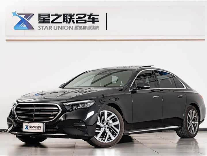 Photo 2 - Mercedes-Benz E-Class