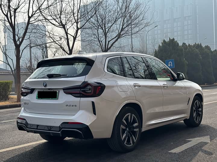 Фото 7 - BMW iX3