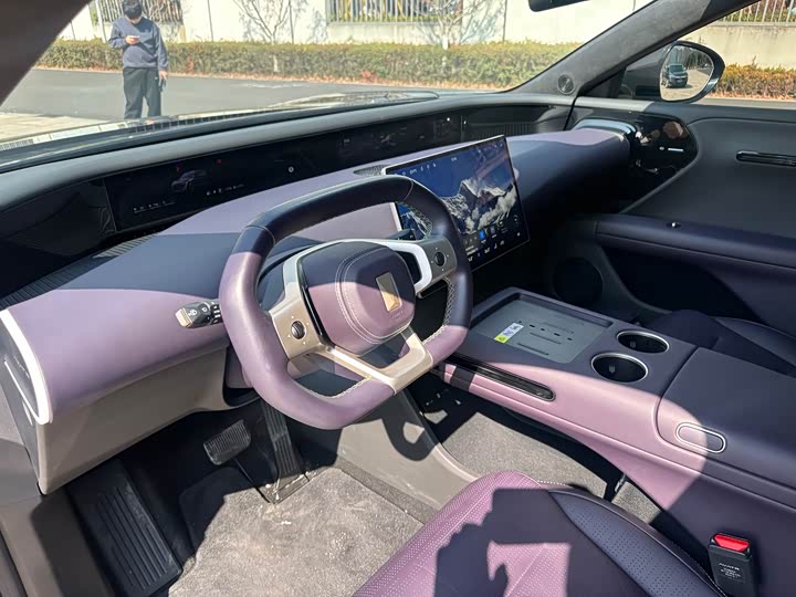 Фото 6 - Avatr 07